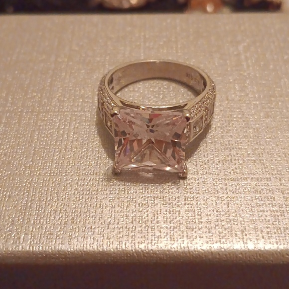 Lustro Stella Finest CZ Ring in Platinum Over Sterling Silver 14.85 ctw Size 8 - Picture 1 of 3